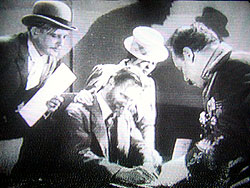 The final alliance among Mac, Peachum, Jenny and Brown - frame enlargement from the 1931 Pabst movie